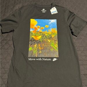 Nike Men’s Black Graphic Tee with Yellow Floral Photo Print